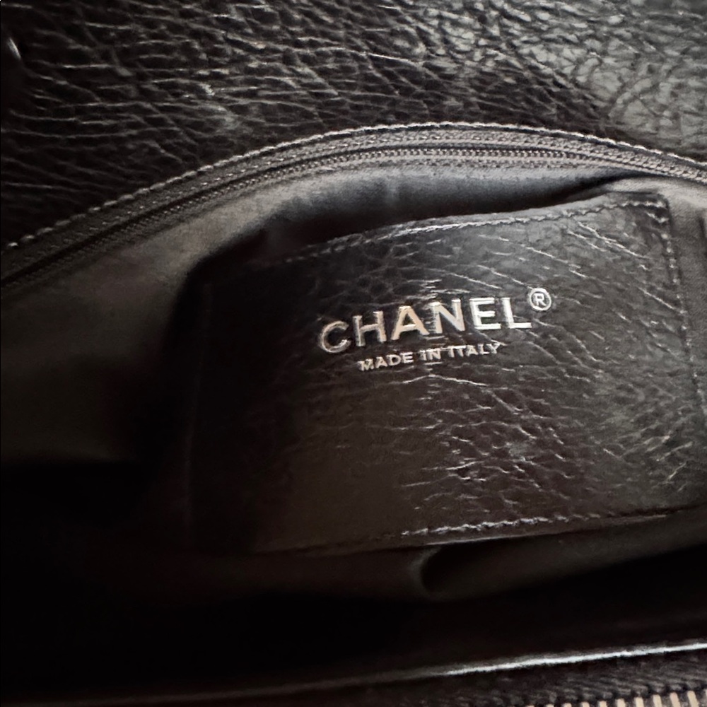 Chanel tote, black. - Picture 8 of 14